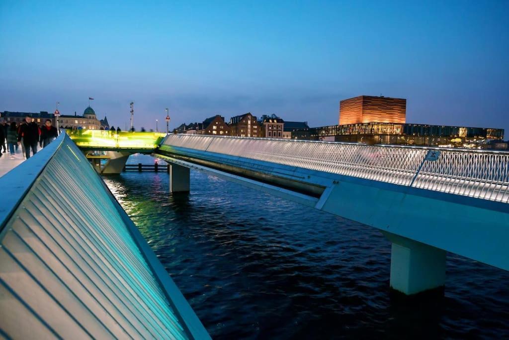 Chic Apartment In Vibrant Area By Copenhagen Canals Kopenhagen Buitenkant foto